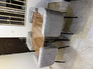 4 Chairs Round Dining
