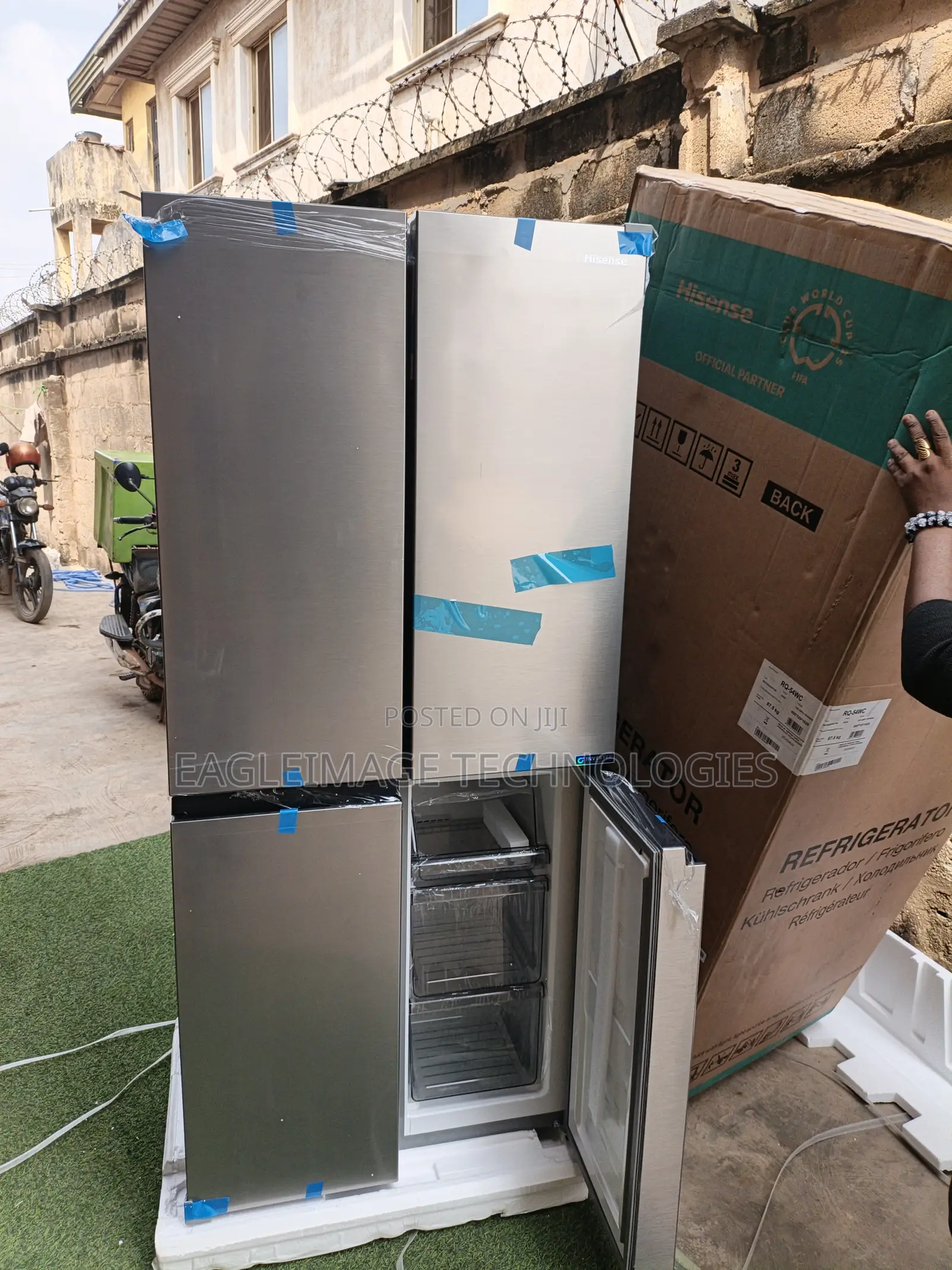Hisense 54wc Series Large 392l Refrigerator