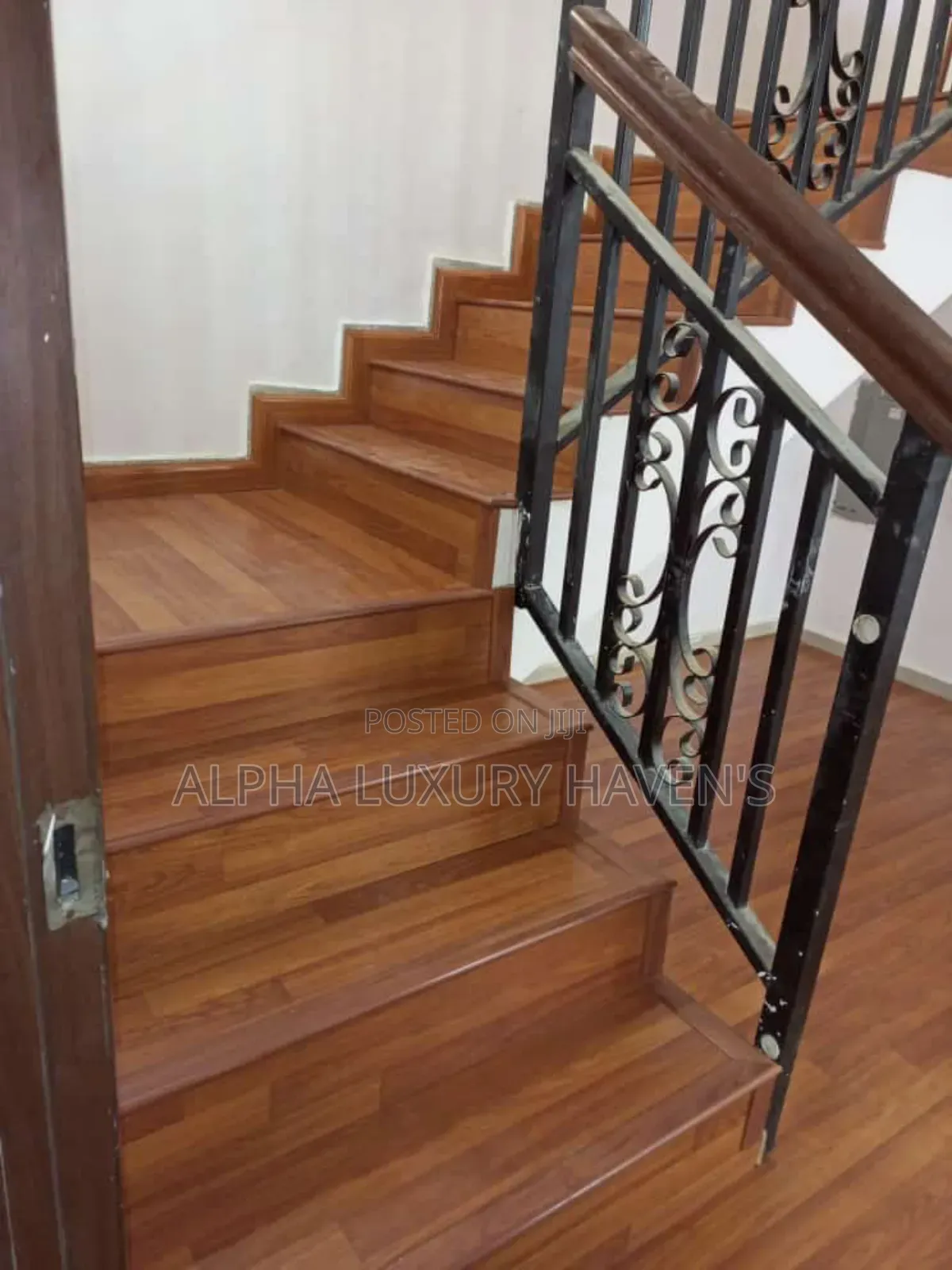 Laminate Wooden Floor