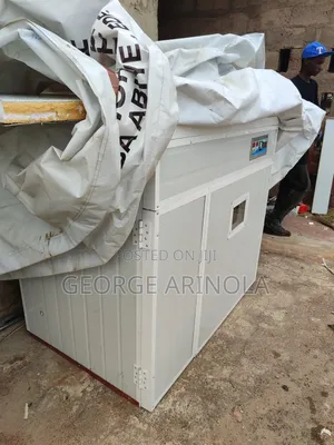 1300 Eggs Automatic Incubator