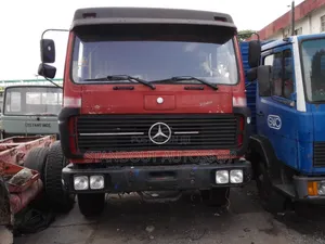 Mercedes 1419 Truck