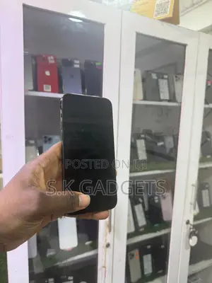 Apple iPhone 15 128 GB Black