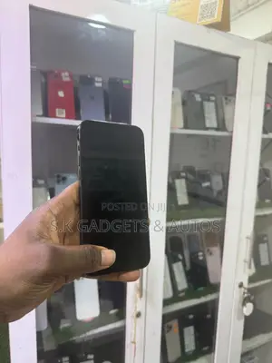 Apple iPhone 15 128 GB Black