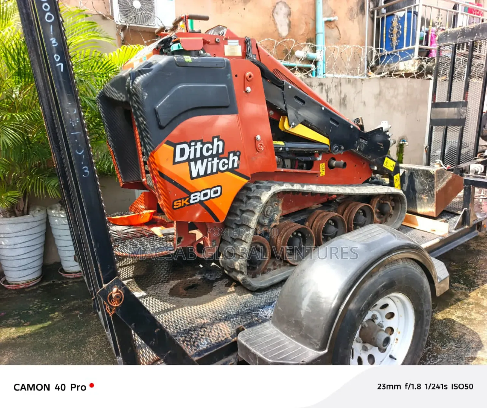 Ditch Witch Sk800
