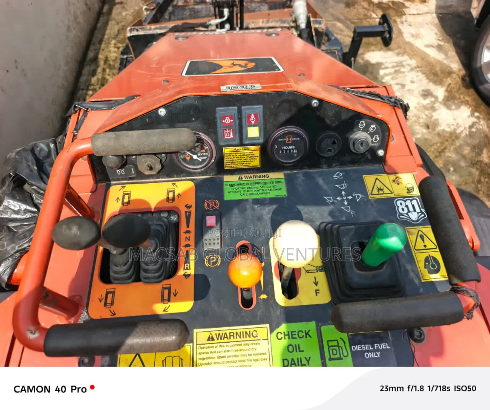 Ditch Witch Sk800