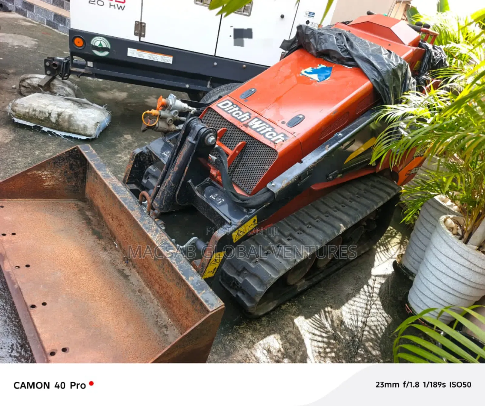 Ditch Witch Sk800