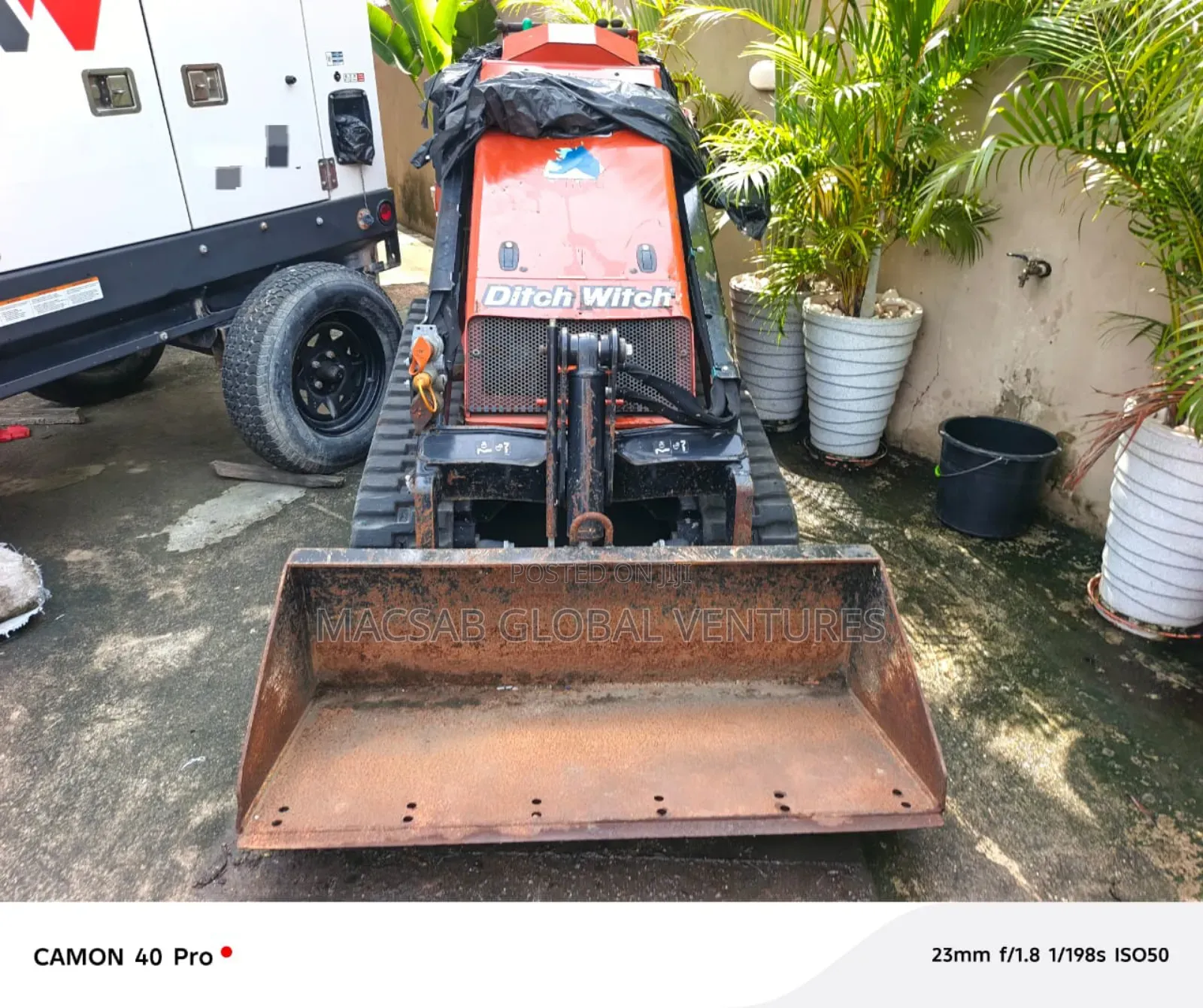 Ditch Witch Sk800