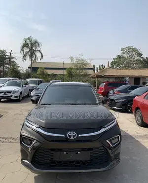 Toyota Urban Cruiser 2025 Gray