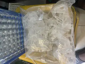 Tiles Leveling Spacer and Clip