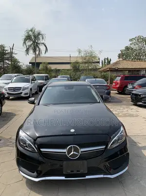 Mercedes-Benz C300 2016 Black