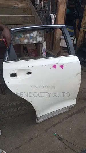 Front Nd Back Empty-Door Right Side Venza 2010/2015