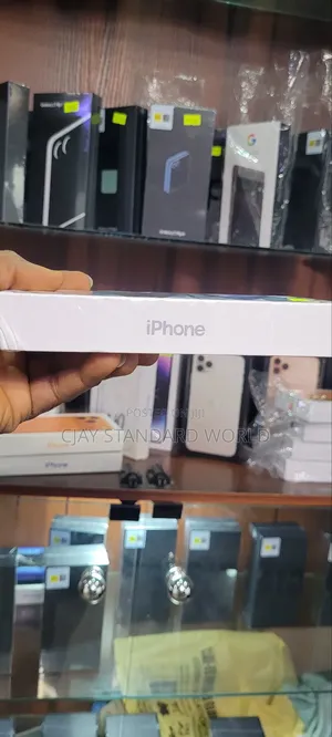 New Apple iPhone 14 Pro Max 128 GB Silver