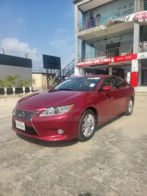 Lexus ES 350 FWD 2015 Red