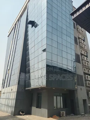 Total Lettable Area: 1100sqm)
Adjoining Warehouse/Office Spaces