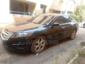 Honda Crosstour 2011 Black