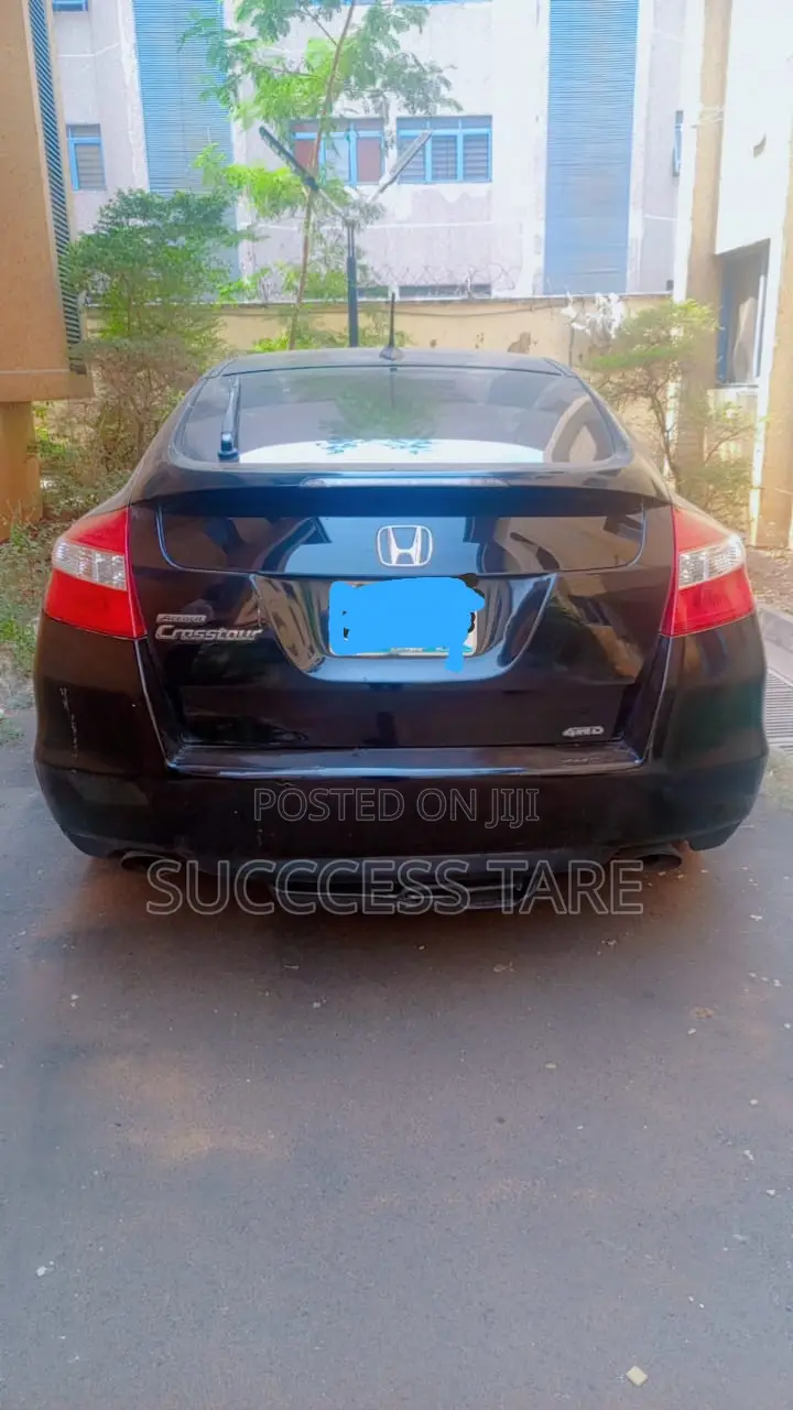 Honda Crosstour 2011 Black