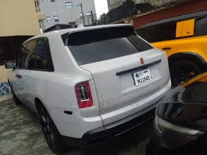 Rolls-Royce Cullinan 2024 White