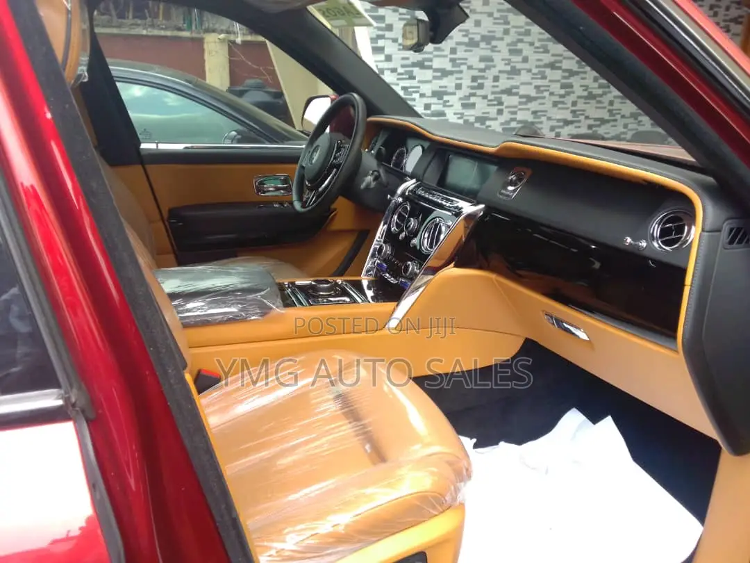 Rolls-Royce Cullinan 2024 Red