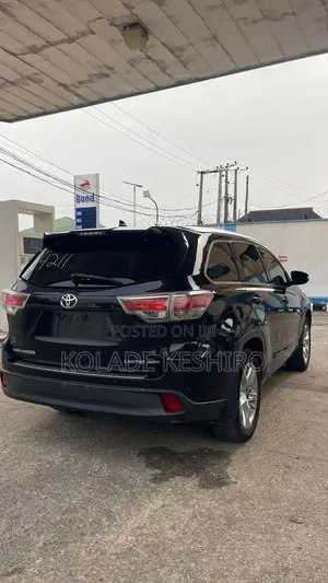 Toyota Highlander Limited Platinum 4x4 V6 (3.5L 6cyl 8A) 2017 Black