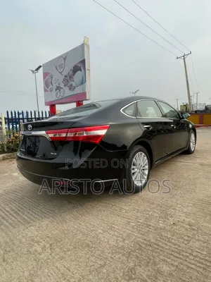 Toyota Avalon XLE 4dr Sedan (3.5L 6cyl 6A) 2014 Black