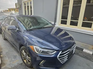 Hyundai Elantra 2017 Blue