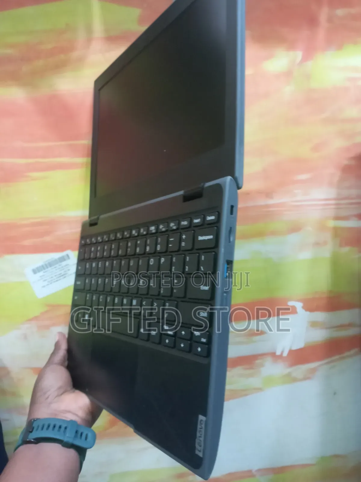 Laptop Lenovo 100e 8GB Intel Celeron SSD 128GB