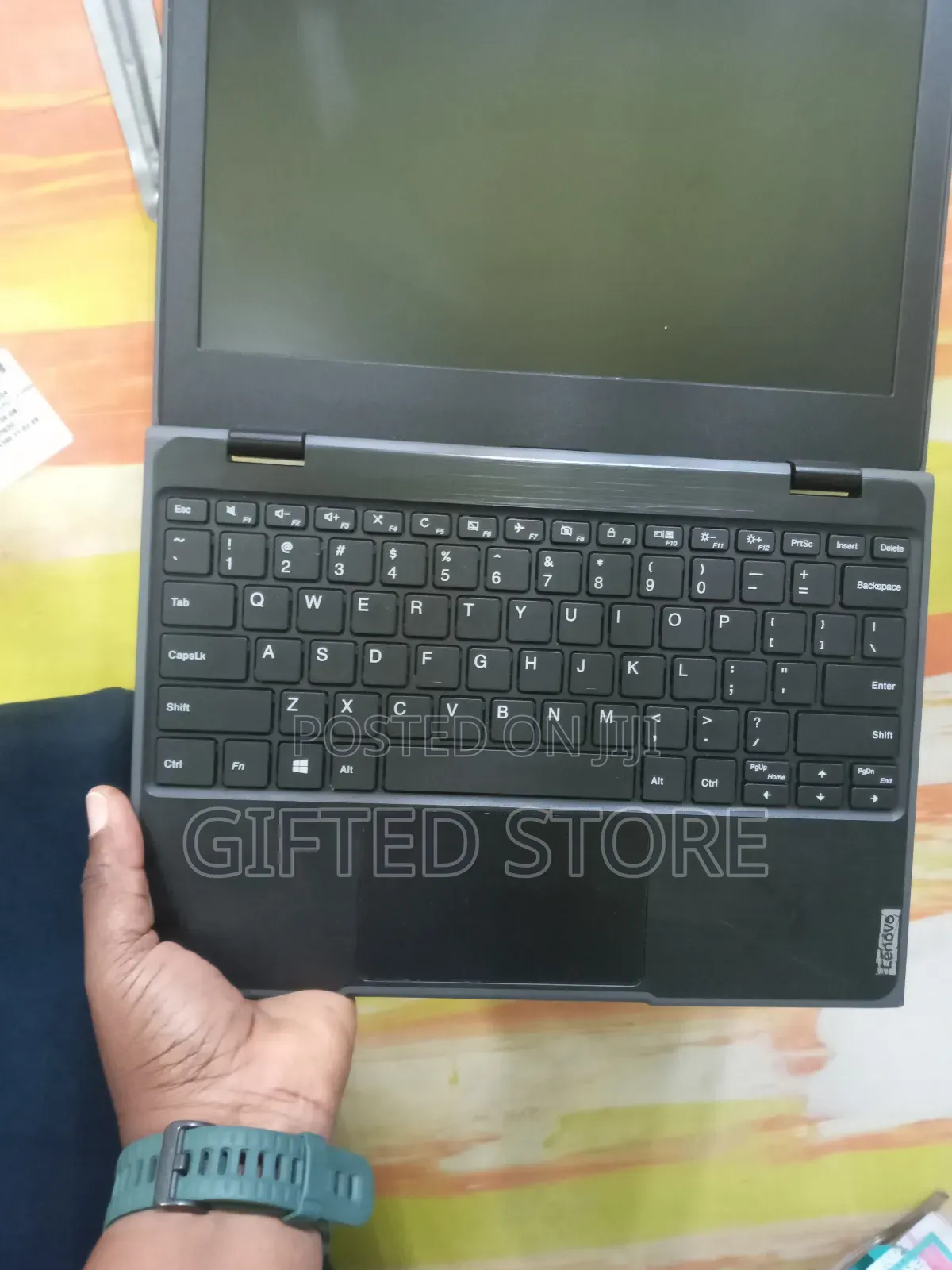 Laptop Lenovo 100e 8GB Intel Celeron SSD 128GB