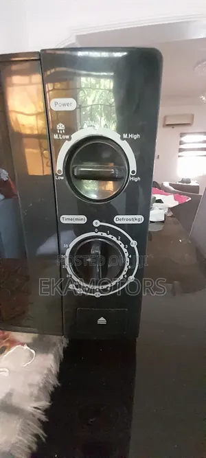 Nigerian Used Microwave at Sangotedo, Lekki