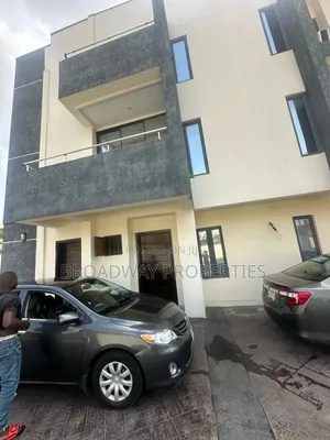 2bdrm Apartment in Magodo Phase2 for sale