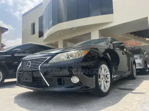 Lexus ES 2013 Black