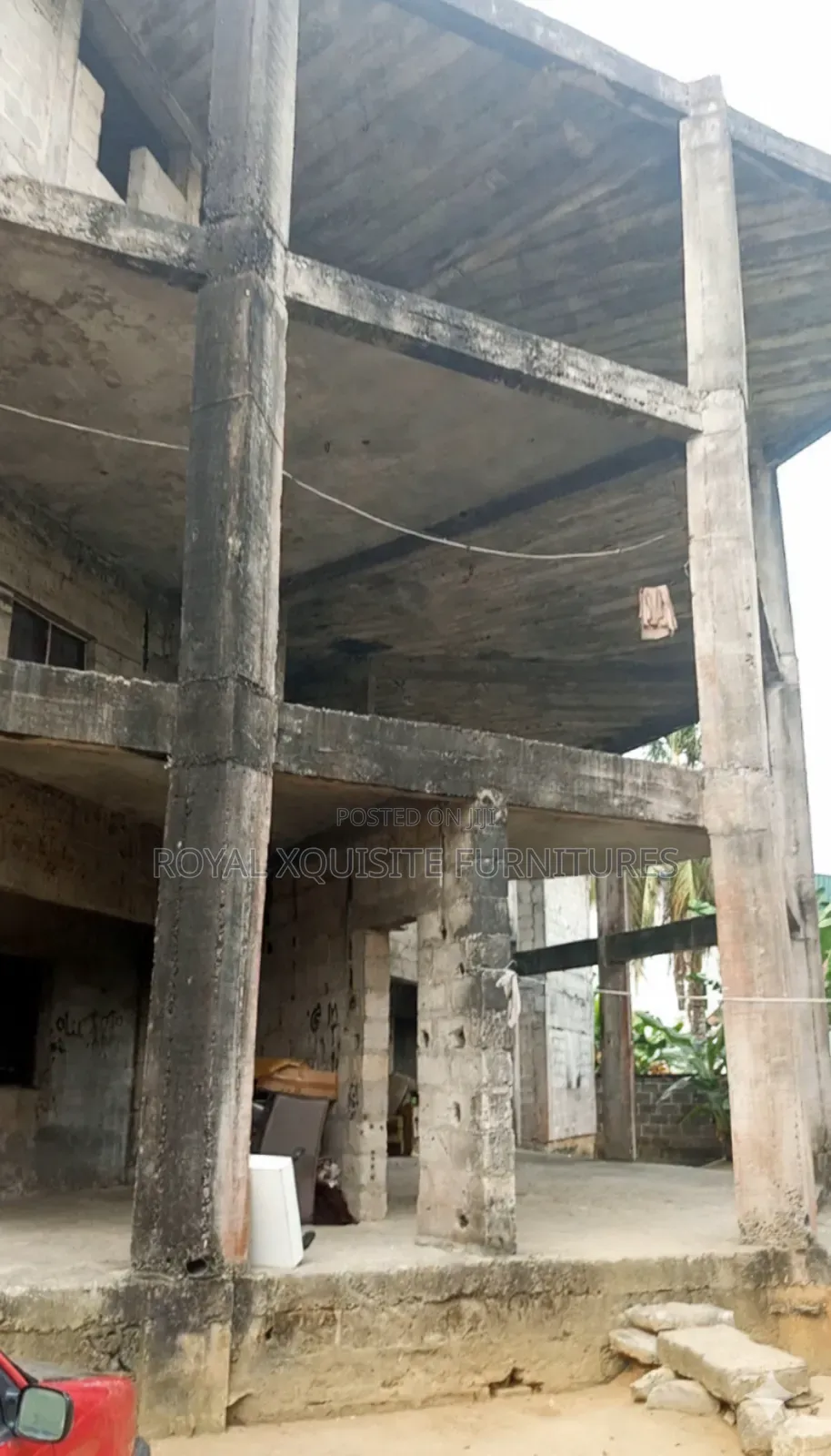 Uncompleted 40rooms Structure
