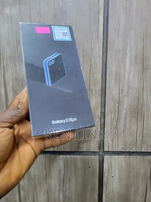 New Samsung Galaxy Z Flip6 256 GB Blue