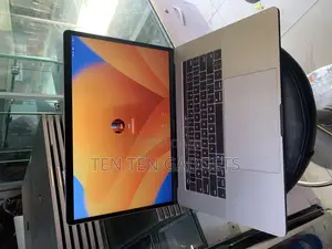 Laptop Apple MacBook Pro 2017 16GB Intel Core i7 SSD 1T