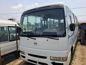Nissan Civilian 2017 White