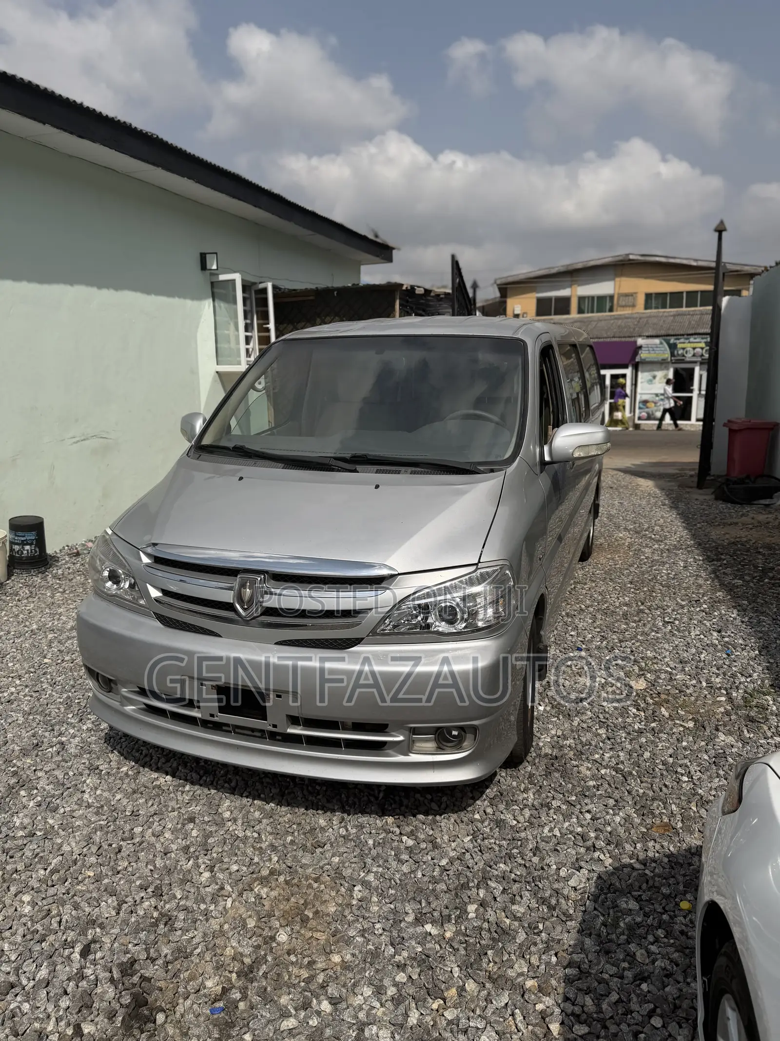 Toyota HiAce 2014 Grey