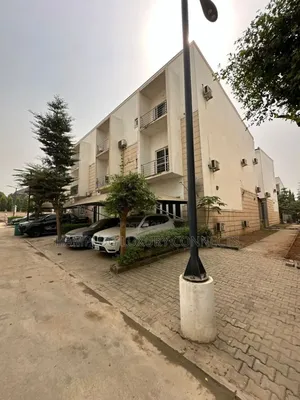 Furnished 4bdrm Townhouse / Terrace in Mabushi for rent