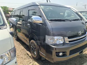 Toyota HiAce 2012 Grey