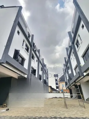 4bdrm Townhouse/Terrace in Gbagada for sale