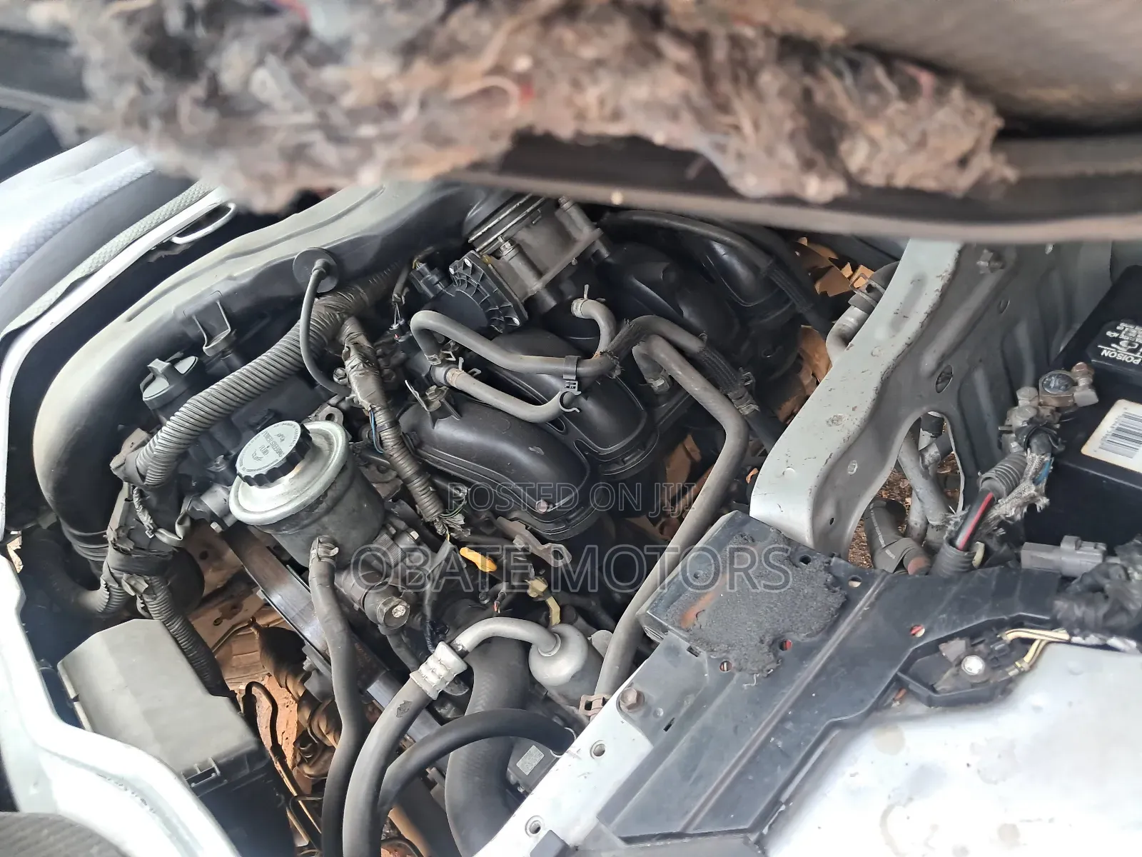 Toyota HiAce 2014 Silver