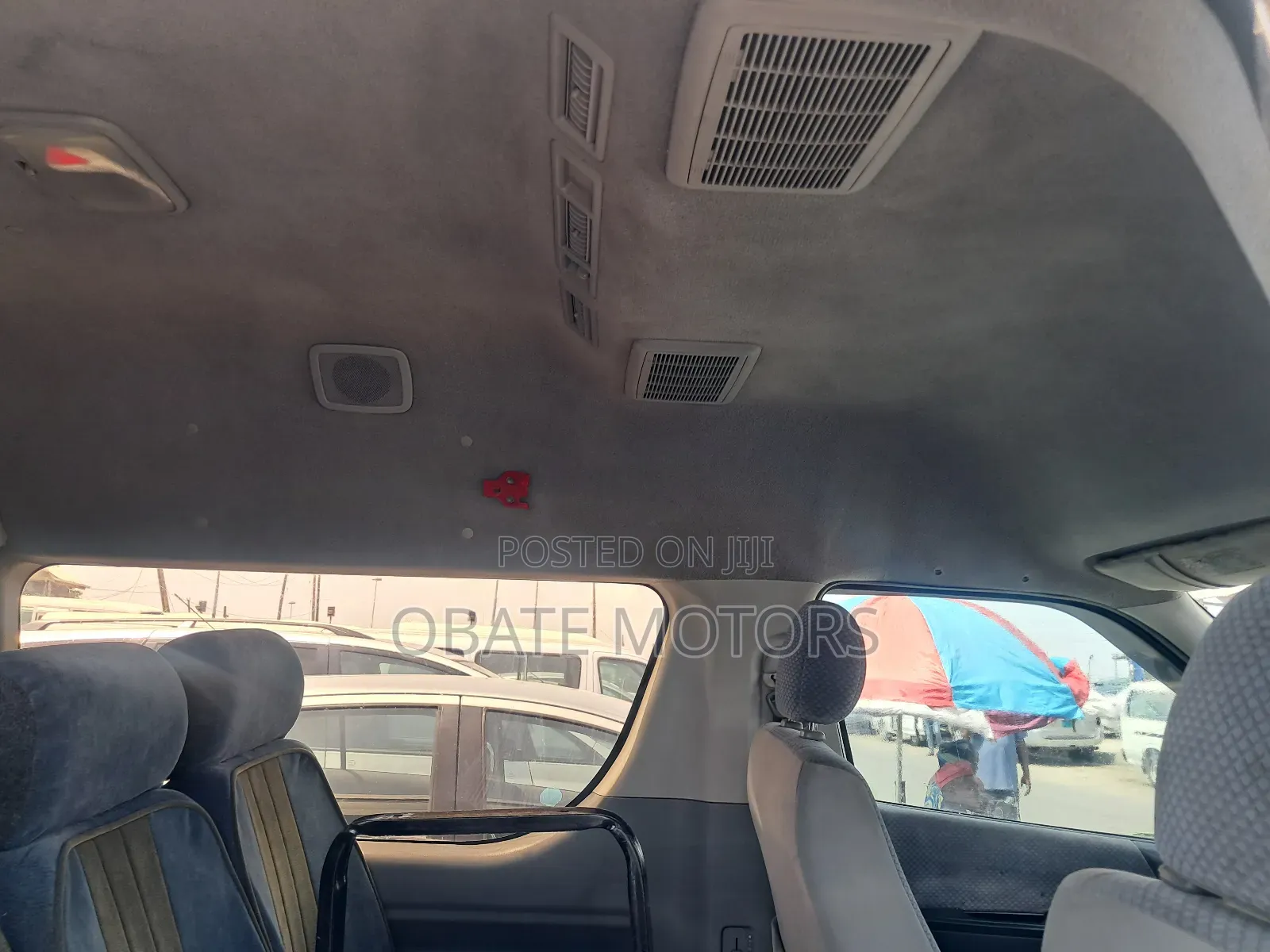 Toyota HiAce 2014 Silver