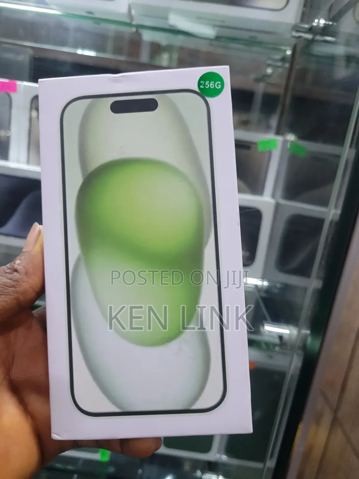 New Apple iPhone 15 256 GB Green