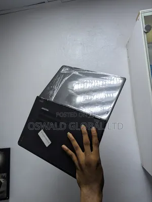 Laptop Lenovo ThinkPad X1 Carbon 4GB Intel Core I3 HDD 500GB