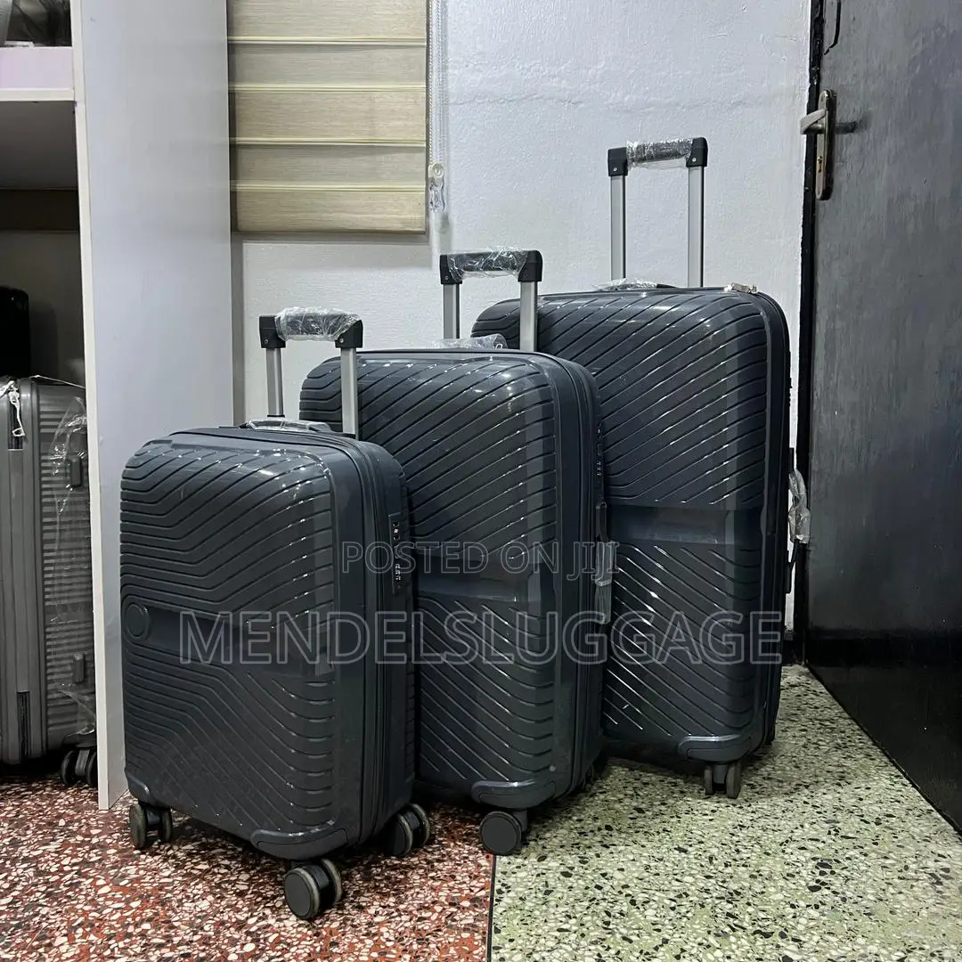3-Piece Gray Spinner Luggage Set