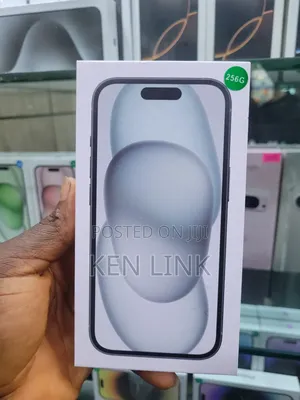New Apple iPhone 15 256 GB Black