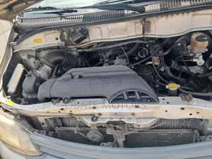 Toyota HiAce 2009 Silver