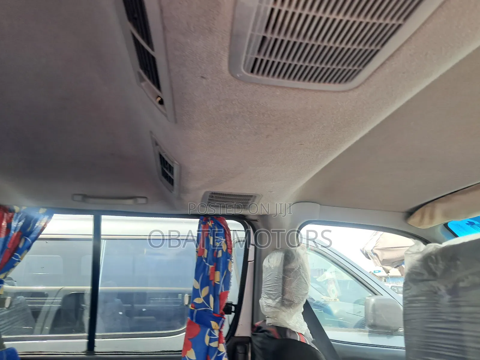 Toyota HiAce 2009 Silver