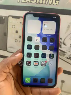 Apple iPhone 11 64 GB Red