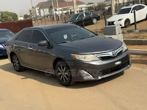 Toyota Camry LE 4dr Sedan (2.5L 4cyl 6A) 2012 Gray