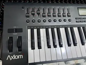 Midi Keyboard Axiom