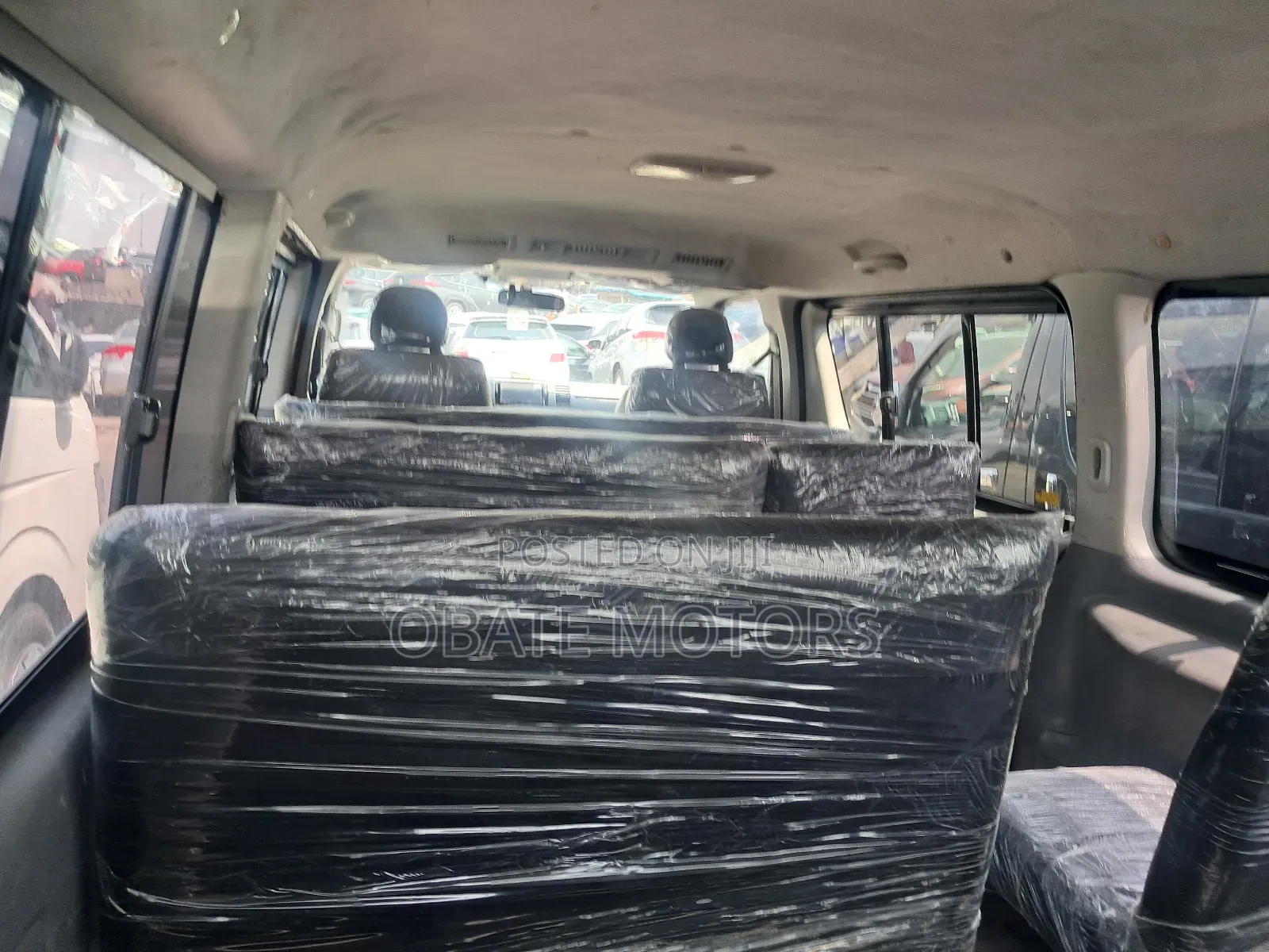 Toyota HiAce 2010 Black